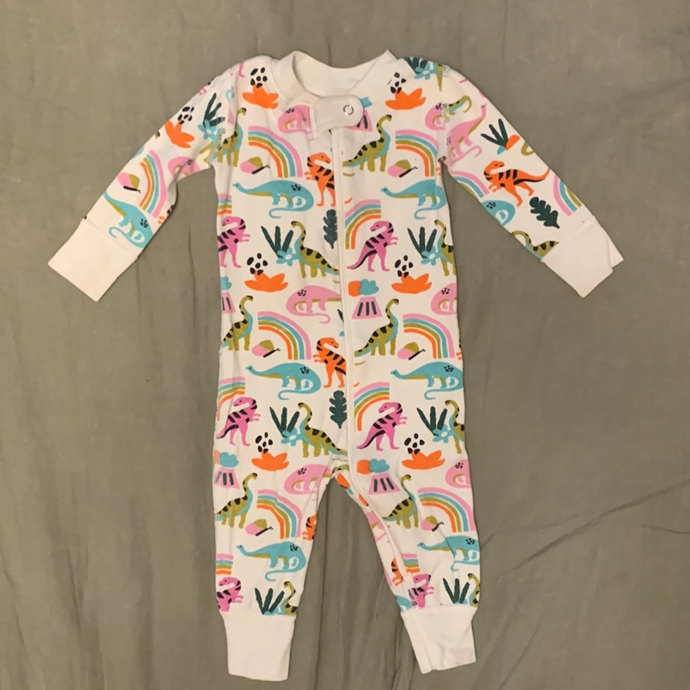Hanna Andersson 6-12 month dinosaur footless pajamas